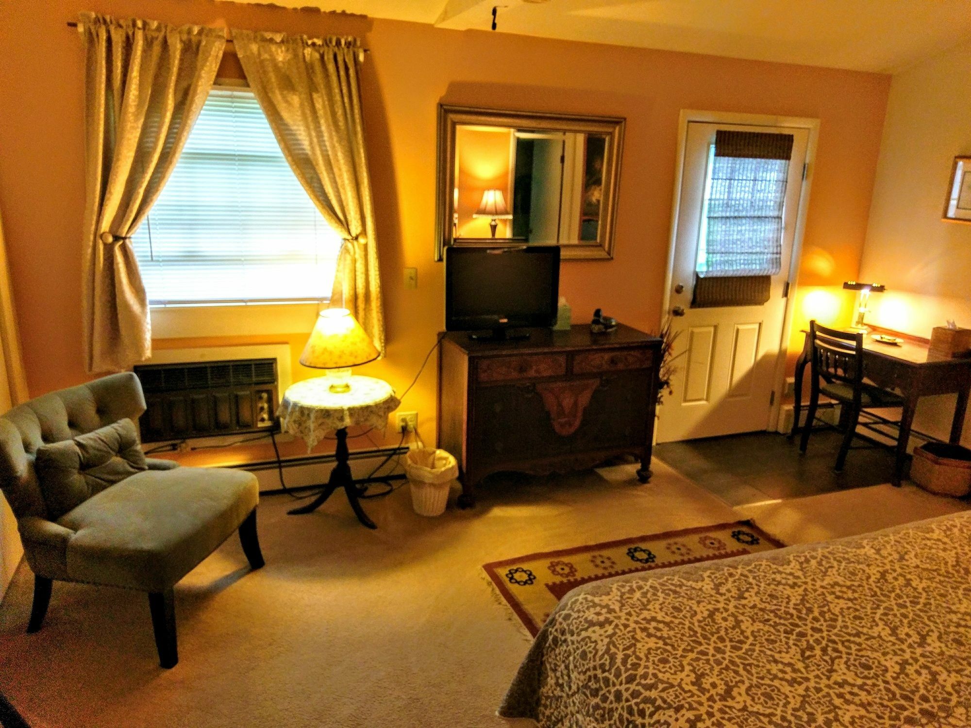 Inn At Charlotte B&B Burlington Esterno foto